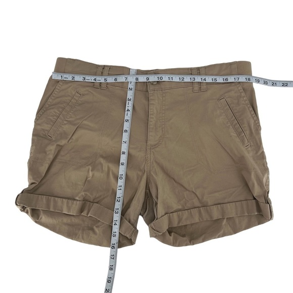 Riders By Lee Tan Pull On Cuffed Hem Mid Rise Short Size 16 Women’s - Picture 5 of 5